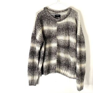Lucky Brand Off-Set Stripe Knit Crew Neck Sweater White Grey